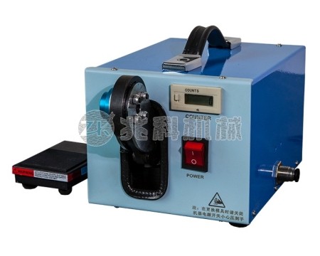 航空端子四點(diǎn)壓接機(jī)